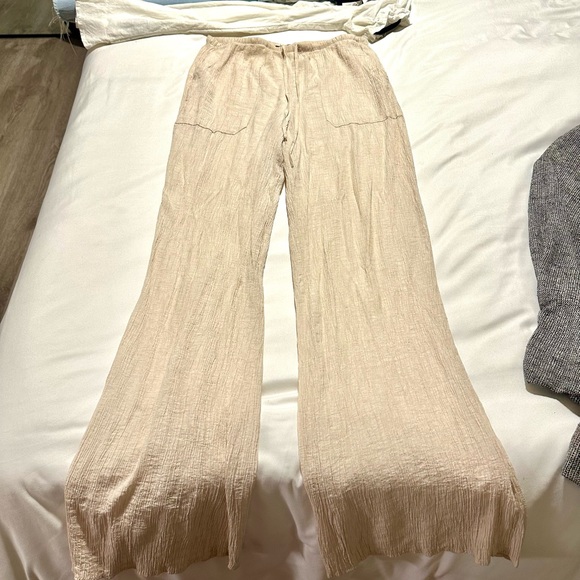 Zara cover up pants - Beige 🤍 - Picture 2 of 5